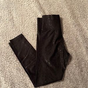 Carbon 38 High Rise Leggings